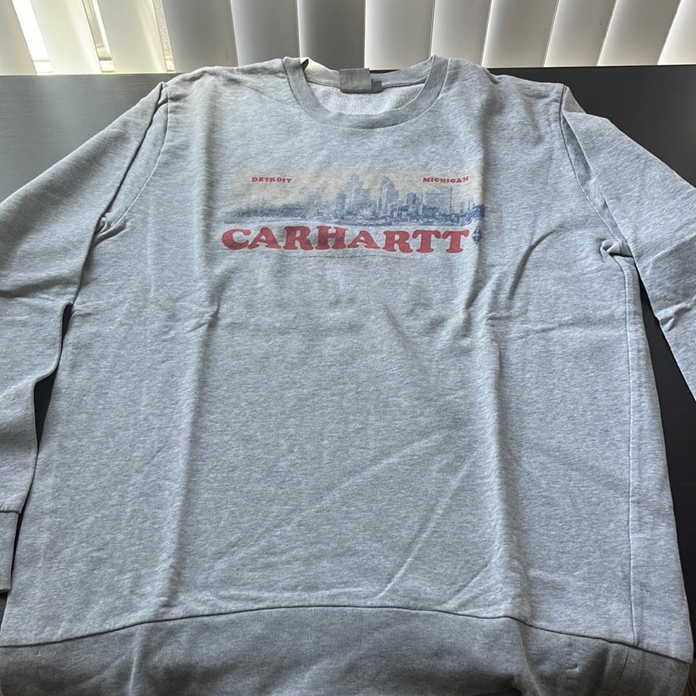 L Grey Carhartt Crew Neck